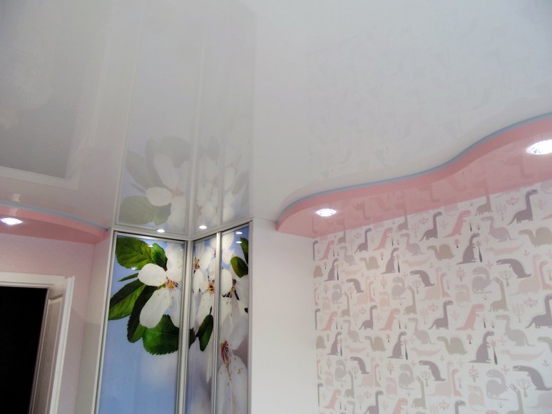 Натяжной потолк в Минске дешево