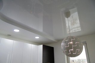 натяжные потолки цена