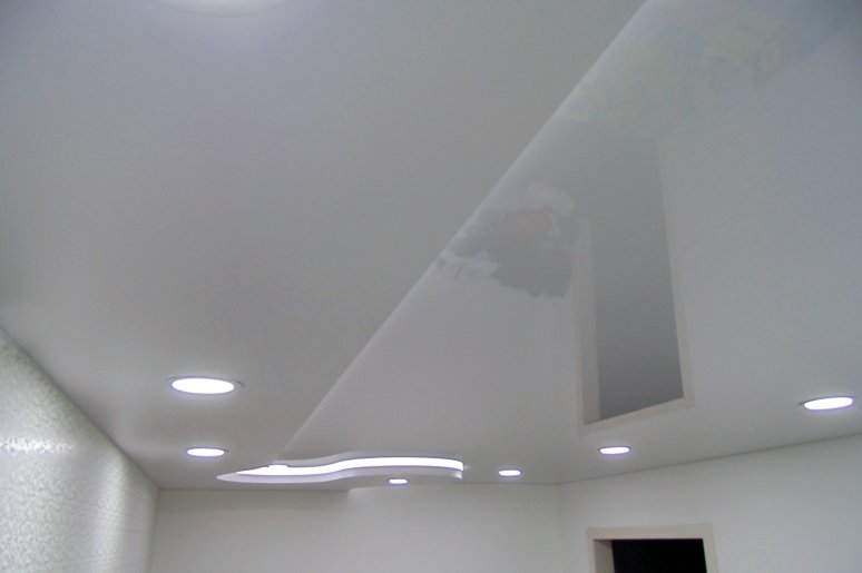 двухуровневые натяжные потолки цена