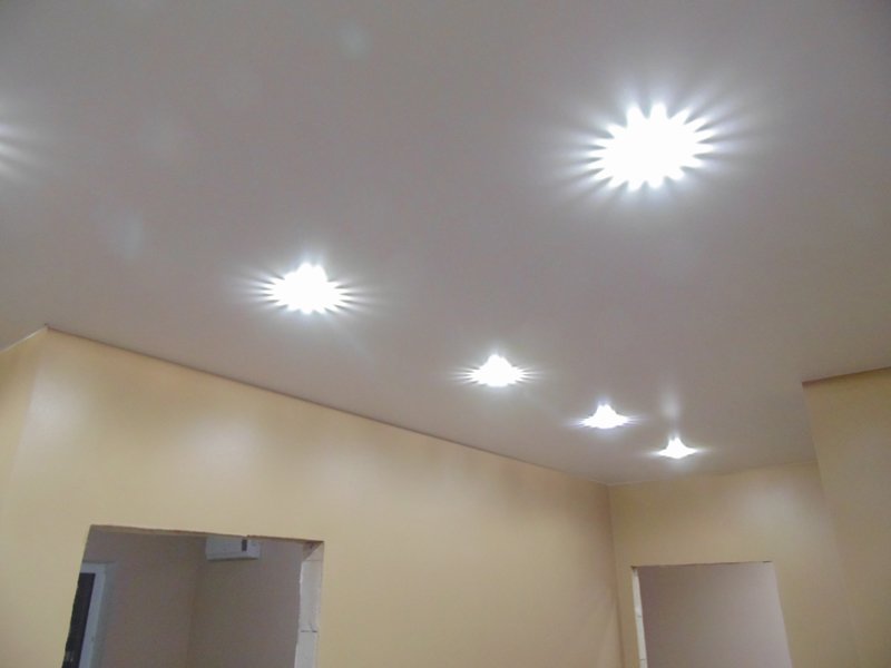 Сатиновые натяжные потолки