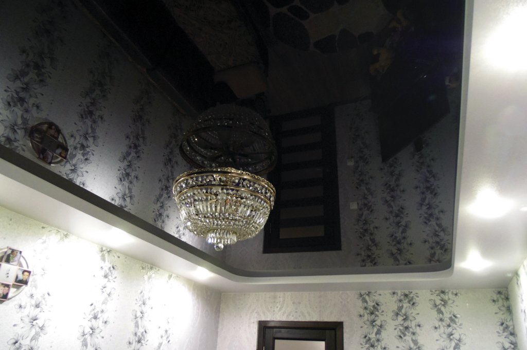 Натяжные потолки