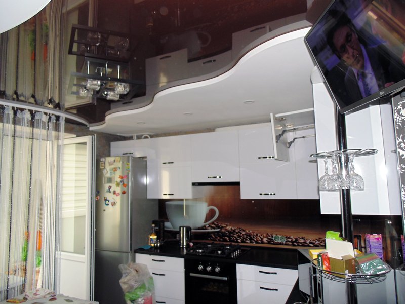 Двухуровневый потолок