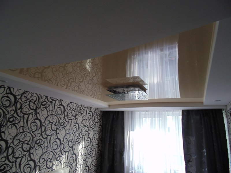 Двухуровневый потолок